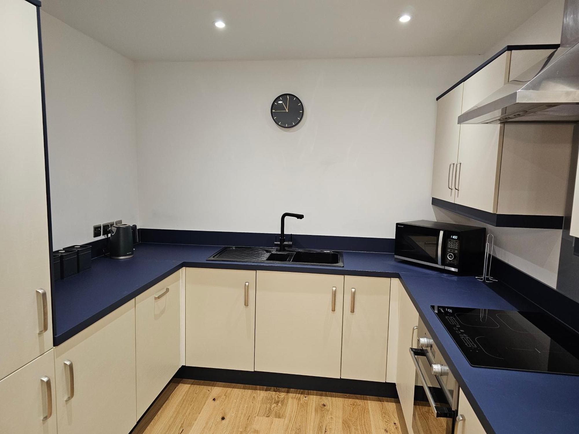 Spacious Modern 2-Bed Parking & Wi-Fi & 65"Oled Bristol Luaran gambar