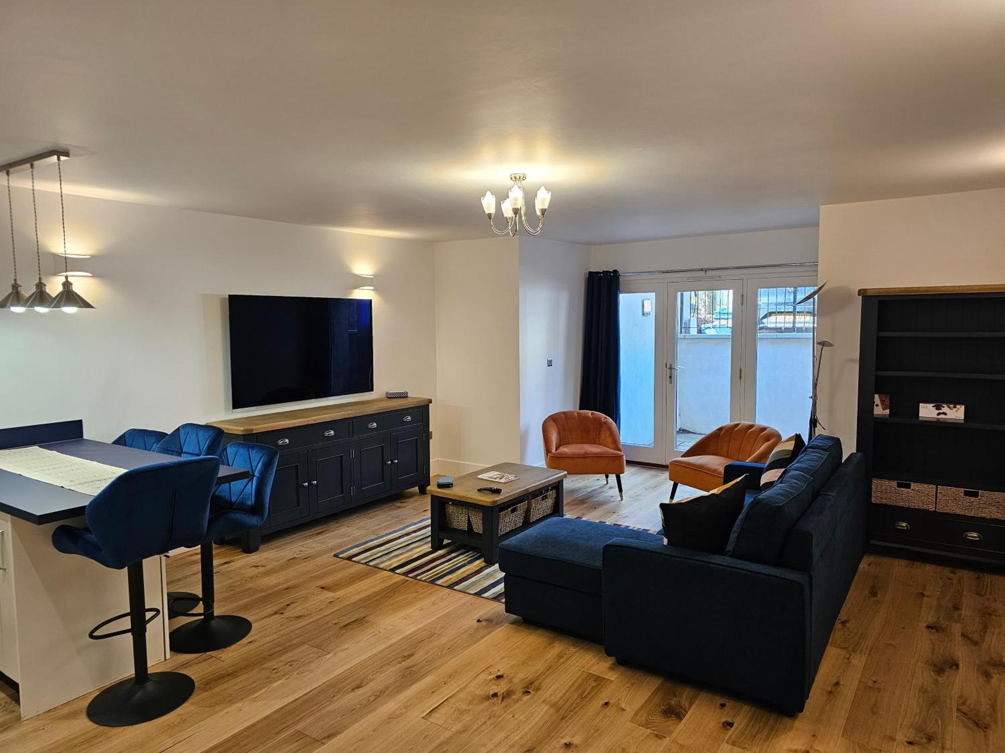 Spacious Modern 2-Bed Parking & Wi-Fi & 65"Oled Bristol Luaran gambar